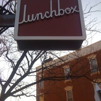 Foto tomada en Lunchbox Brooklyn  por thecoffeebeaners el 1/3/2011