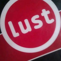 Foto scattata a Lust da Shawn Q. il 3/17/2012