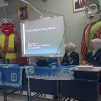 Photo taken at SMPN 73 Jakarta by erlien a. on 7/16/2012