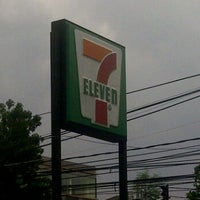 Photo taken at 7-Eleven by Harry B. on 1/29/2012