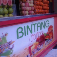 Photo taken at Bintang Juice Pisangan Lama II by Asri R. on 3/3/2012