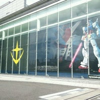 Photo taken at REAL GRADE 1/1 ガンダム (RX-78-2) by Toshiyuki Y. on 9/6/2011
