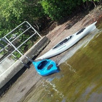 10/20/2011에 Jourdan F.님이 Sweetwater Kayaks에서 찍은 사진