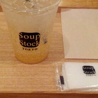 Photo taken at Soup Stock Tokyo 六本木ヒルズ店 by S on 6/10/2012