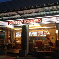 Photo taken at Mister Donut @  ปั๊มน้ำมันบางจาก by หม่อมลูกปลา ล. on 3/14/2012