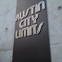 Foto tomada en Austin City Limits Live  por Mike W. el 8/27/2012