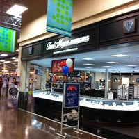 Photo taken at Fred Meyer Jewelers by Ronald E. on 5/26/2012