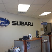 Das Foto wurde bei Balise Subaru von Bryan am 6/23/2012 aufgenommen