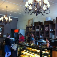 Foto tirada no(a) Chapel Bakery Cafe por Robelen B. em 4/13/2012