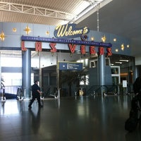 Foto tomada en &amp;quot;Welcome to Las Vegas&amp;quot; Sign  por Hans T. el 3/1/2012