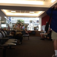 8/7/2012にScott H.がIthaca Tompkins Regional Airport (ITH)で撮った写真
