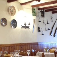 รูปภาพถ่ายที่ Restaurante Pensión Mariola โดย Miguel Q. เมื่อ 3/19/2012