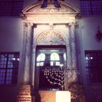 รูปภาพถ่ายที่ Joods Historisch Museum โดย Alisa S. เมื่อ 8/16/2012