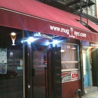 4/24/2012 tarihinde Benjamin G.ziyaretçi tarafından M.White Bar'de çekilen fotoğraf