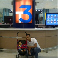 Photo taken at Gate B3 by Andry F. on 4/28/2012