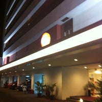 Photo taken at Amaris Hotel Mangga Besar - Jakarta by AthenTeo . on 3/22/2012