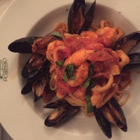 Foto diambil di Positano Italian Restaurant oleh Positano Italian Restaurant pada 8/21/2017