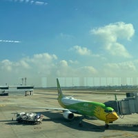 Photo taken at Gate 45 by Min J. on 1/31/2022