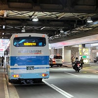 Photo taken at Hankyu Highway Bus Osaka-Umeda Terminal by あさどや ゆ. on 1/26/2024