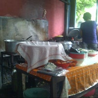 Review Mie Ba' Garuda Om Ferry