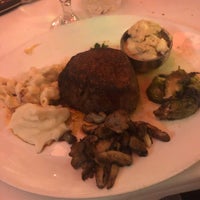 Photo taken at Jeff Ruby&amp;#39;s Steakhouse by N P. on 3/26/2019