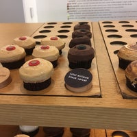 Photo taken at Sprinkles Cupcakes by Emily on 8/19/2017