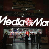 รูปภาพถ่ายที่ MediaMarkt โดย (( iSELEKTOR ). เมื่อ 1/25/2013