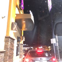 Photo taken at Taco Bell by Elliot D. on 11/19/2017