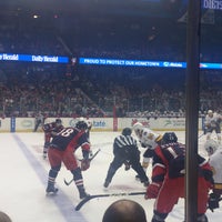 12/8/2012 tarihinde Jack M.ziyaretçi tarafından Allstate Arena'de çekilen fotoğraf