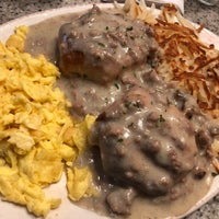 Photo taken at The Omelette Shoppe by Ben R. on 9/1/2019