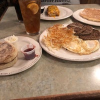 Photo taken at The Omelette Shoppe by Ben R. on 8/11/2019