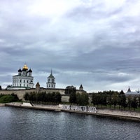 Photo taken at Под Ольгинским мостом by Светлана on 9/30/2018
