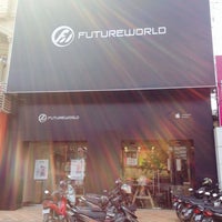 Future World Apple Store Sivutha Boulevard