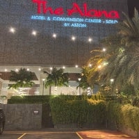 Foto tomada en The Alana Hotel &amp;amp; Convention Center Solo  por Rakhman M. el 6/22/2023