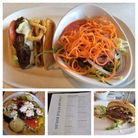 4/6/2014にEleanor(wokstar) H.がThe Counter Burger, Aventura FLで撮った写真