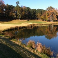รูปภาพถ่ายที่ Heritage Golf Club โดย Chris T. เมื่อ 11/22/2013