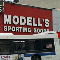 Photo taken at Modell&amp;#39;s Sporting Goods by Arnold C. on 9/26/2016