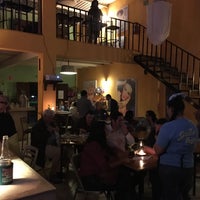 3/19/2016 tarihinde Rol G.ziyaretçi tarafından Gallo Azul Pizza Bar &amp;amp; Art'de çekilen fotoğraf