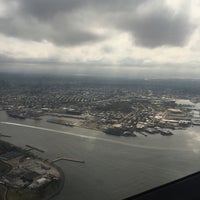 9/7/2016 tarihinde Ana M.ziyaretçi tarafından Helicopter New York City'de çekilen fotoğraf