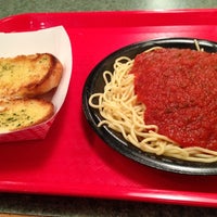 Снимок сделан в The Spaghetti Shop пользователем Rob J. 10/19/2012