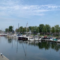 Foto diambil di Haven van Huizen oleh  Ed 🇳🇱 B. pada 8/28/2019