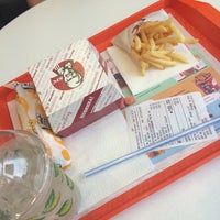 Photo taken at KFC by Николетта on 8/10/2016