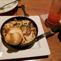 Photo taken at BJ&amp;#39;s Restaurant &amp;amp; Brewhouse by Benny P. on 4/22/2018