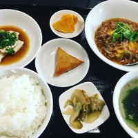 Photo taken at 中華食堂 PataPata by OYAJI on 11/11/2016