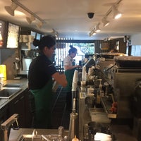 Photo taken at Starbucks by Gerardo S. on 9/27/2016