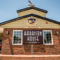 Foto tirada no(a) Harrison House Diner por Harrison House Diner em 7/23/2018