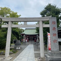 Photo taken at 当代島稲荷神社 by TT _. on 8/15/2023