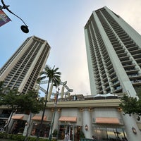 Photo taken at Hyatt Regency Waikiki Beach Resort and Spa by Hideki K. on 10/13/2023