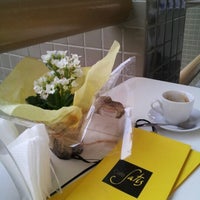 รูปภาพถ่ายที่ Café Satis โดย Danusa เมื่อ 10/30/2012