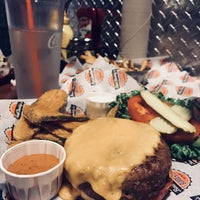 Photo taken at Bad Daddy&#39;s Burger Bar by Aree A. on 2/12/2018